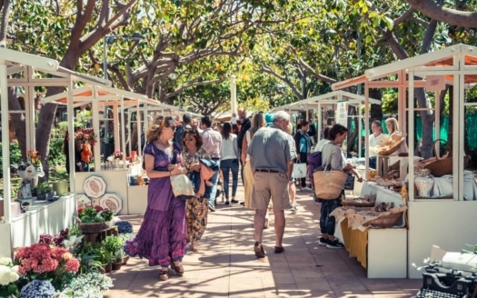 Farmers Market,Puerto Portals,Kunsthandwerk,Ritzi Restaurant