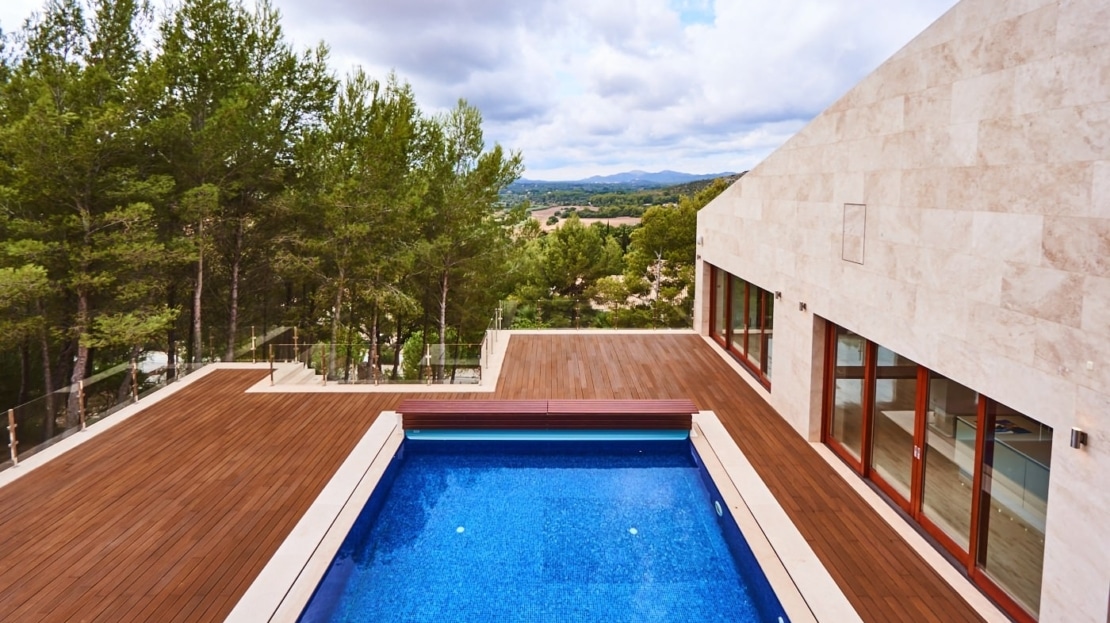 V-2082 Stylische Villa mit Ferienvermietungslizenz und herrlichem Weitblick, neben dem Golfplatz in Canyamel