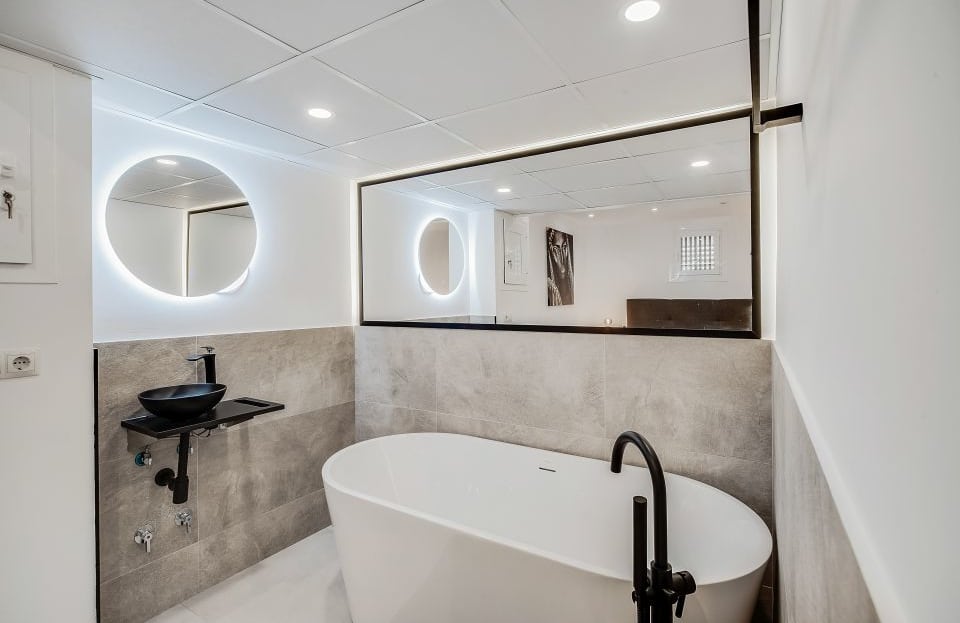 A-4691 Renoviertes Luxus Apartment in 1. Meereslinie mit  fantastischem Rundum Ausblick  21