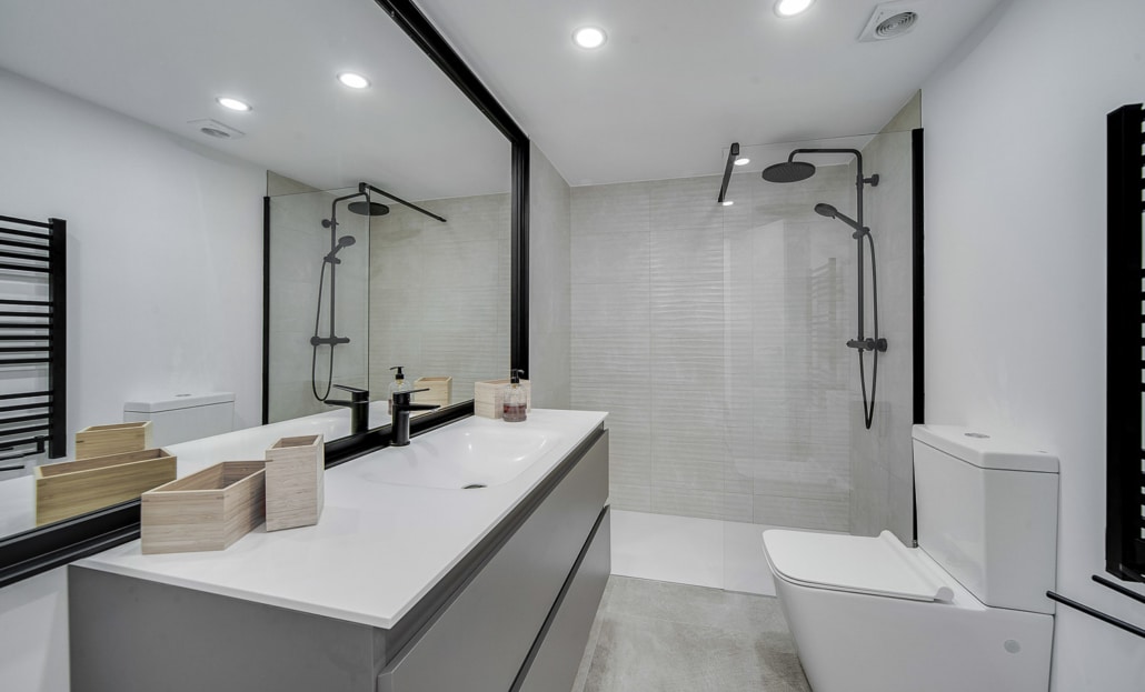 A-4691 Renoviertes Luxus Apartment in 1. Meereslinie mit  fantastischem Rundum Ausblick 100