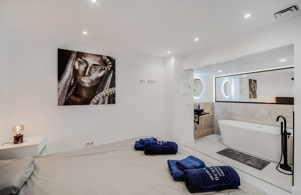 A-4691 Renoviertes Luxus Apartment in 1. Meereslinie mit  fantastischem Rundum Ausblick  22