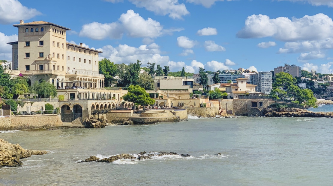 A-1962 Wunderschönes Apartment in 1. Meereslinie mit direktem Meerzugang in Illetas