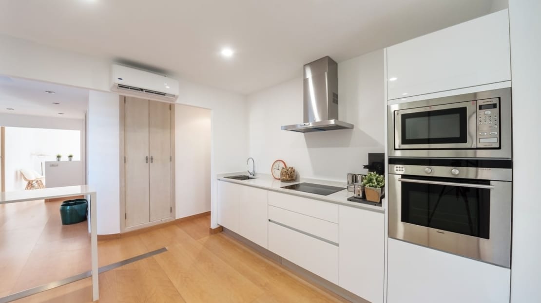 A-1962 Wunderschönes Apartment in 1. Meereslinie mit direktem Meerzugang in Illetas