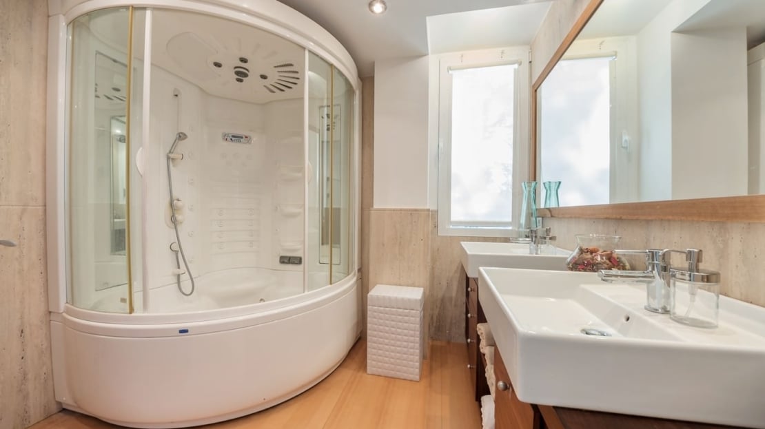 A-1962 Wunderschönes Apartment in 1. Meereslinie mit direktem Meerzugang in Illetas