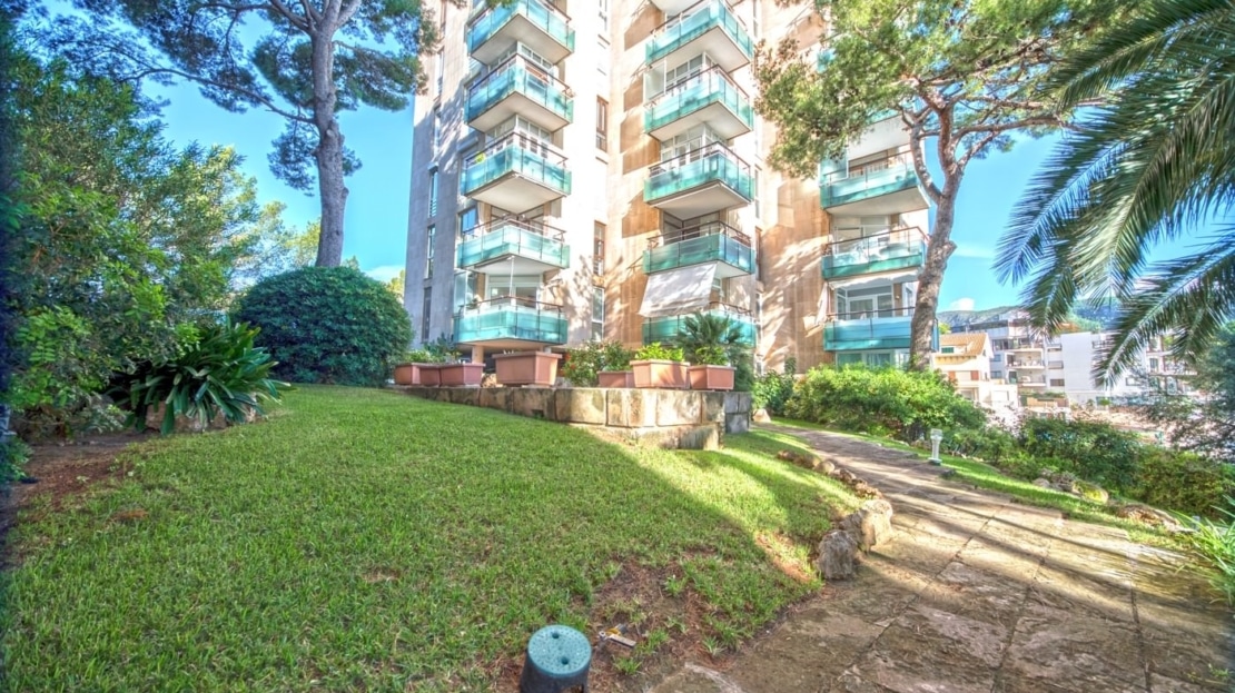 A-1962 Wunderschönes Apartment in 1. Meereslinie mit direktem Meerzugang in Illetas