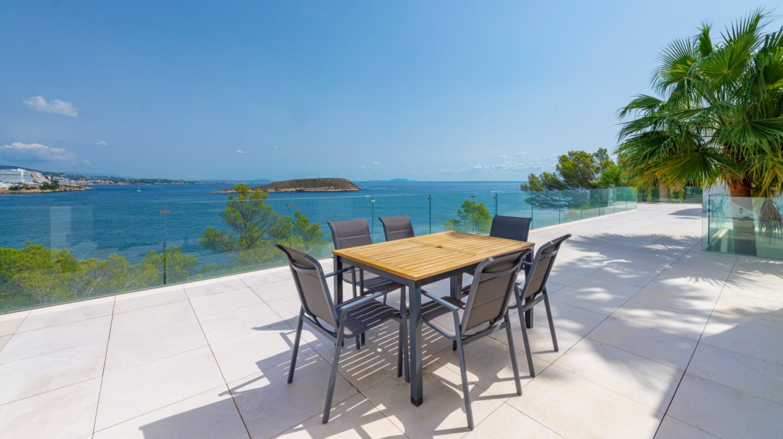 V-3430 Luxuriöse Villa in erster Meereslinie von Cala Vinyas mit Blick auf Sa Porrassa 23