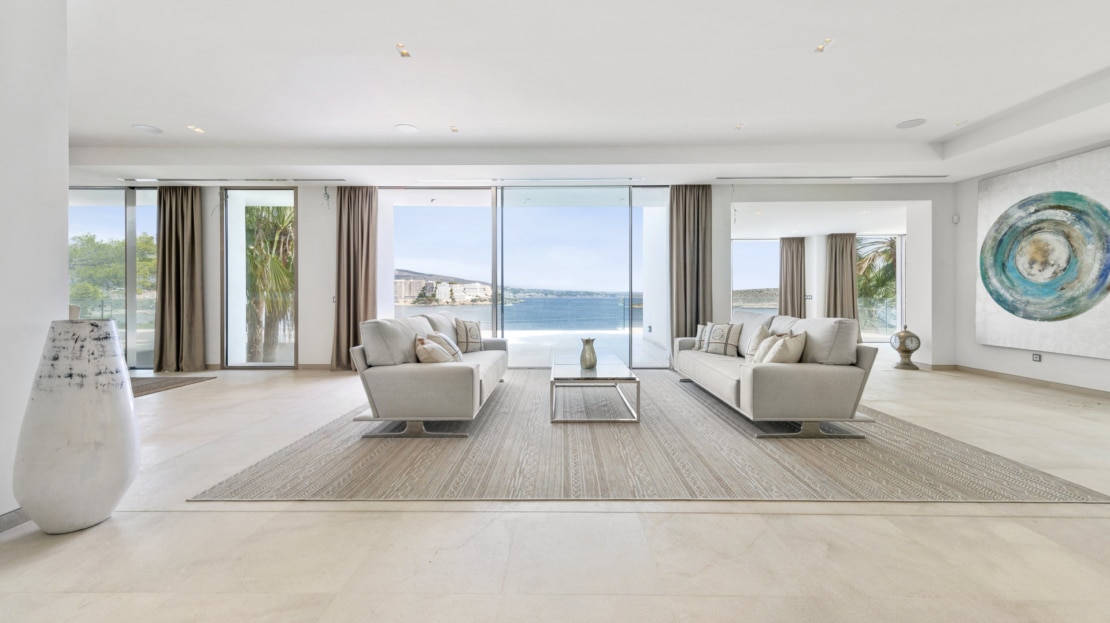 V-3430 Luxuriöse Villa in erster Meereslinie von Cala Vinyas mit Blick auf Sa Porrassa 31