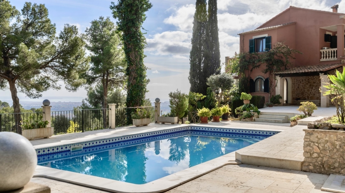 F-4302 Stattliche Finca in Establiments mit gr. Pool, Privatsphäre und herrlichem Blick auf die Bucht von Palma 9