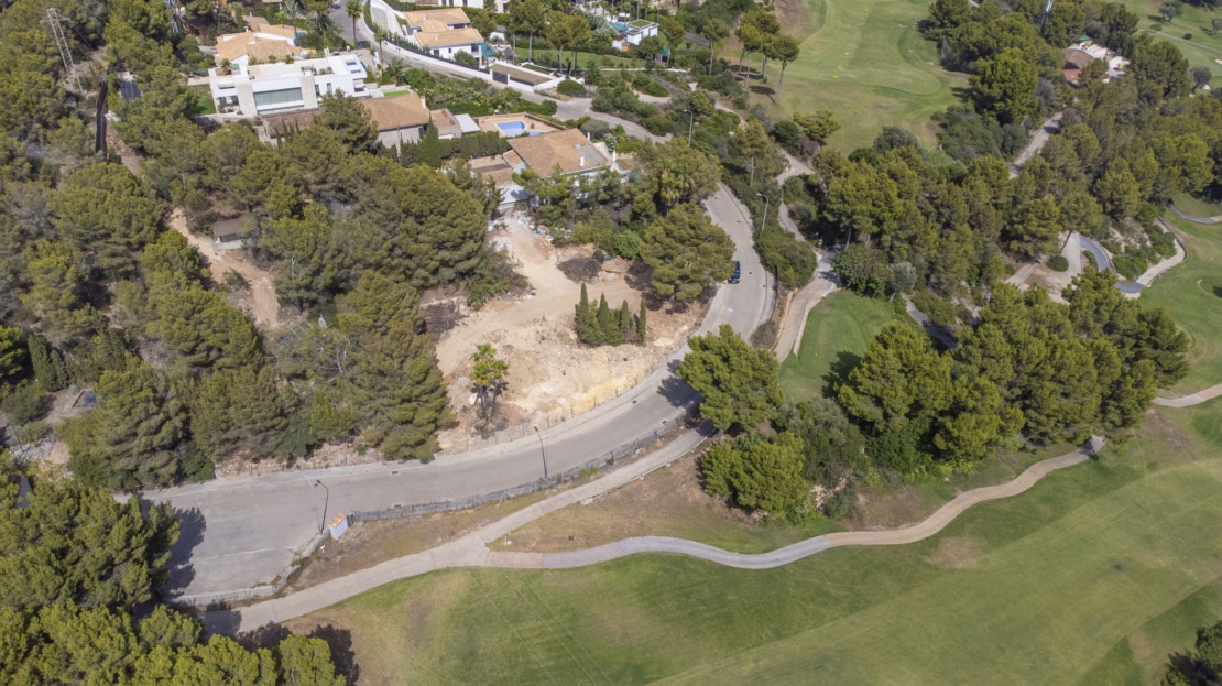 G-4684 Herrliches Grundstück in Bendinat Golf mit Meerblick, Privatsphäre & Baulizenz