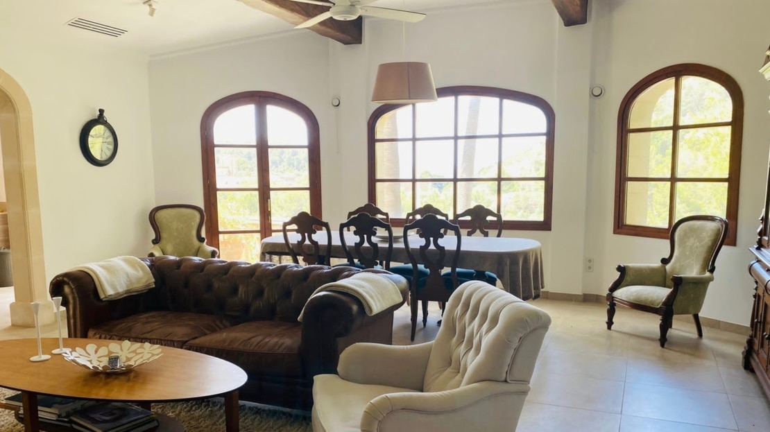 5042-121 Beeindruckendes Grundstück in Bendinat Golf mit Baulizenz, Meerblick & Ruhelage