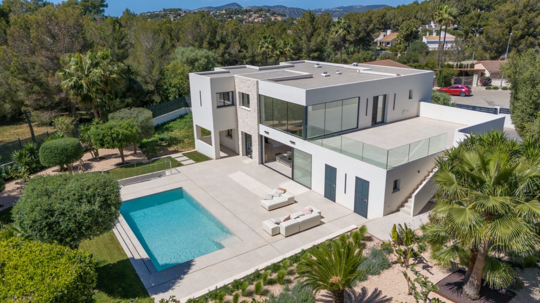 V-4135 NEUBAU! Ruhig gelegene Traum-Villa in Nova Santa Ponça mit Pool, Garten und Privatsphäre 1