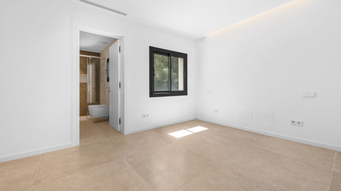 V-4135 NEUBAU! Ruhig gelegene Traum-Villa in Nova Santa Ponça mit Pool, Garten und Privatsphäre 7