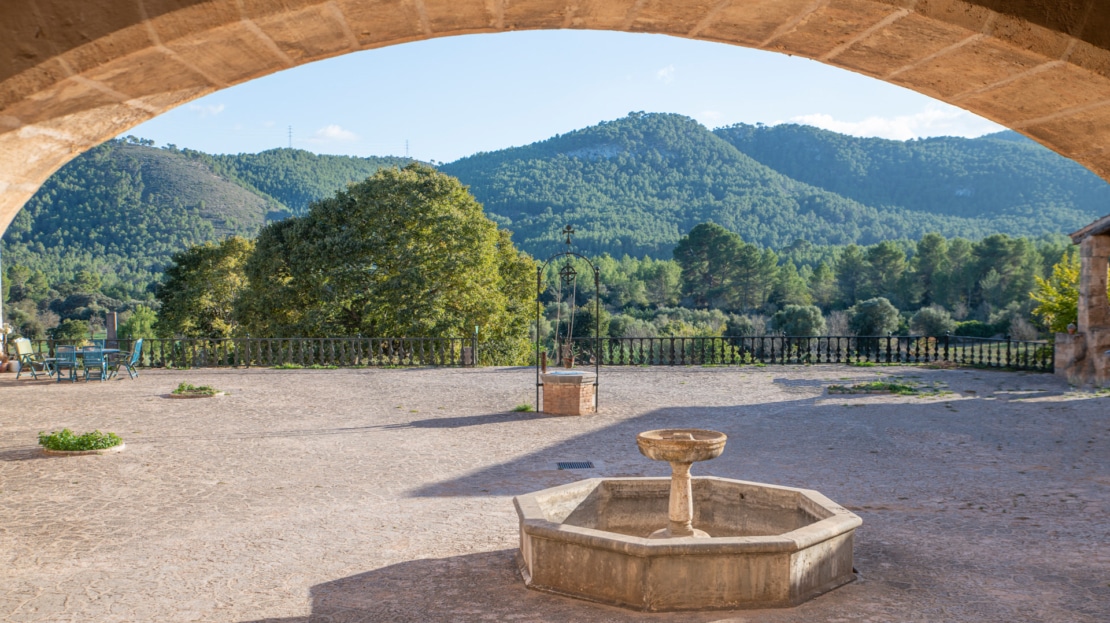 F-4112 INVESTITION! Landgut in Establiments aus dem 17. JHD. mit herrlichem Weitblick, nah zu Palma