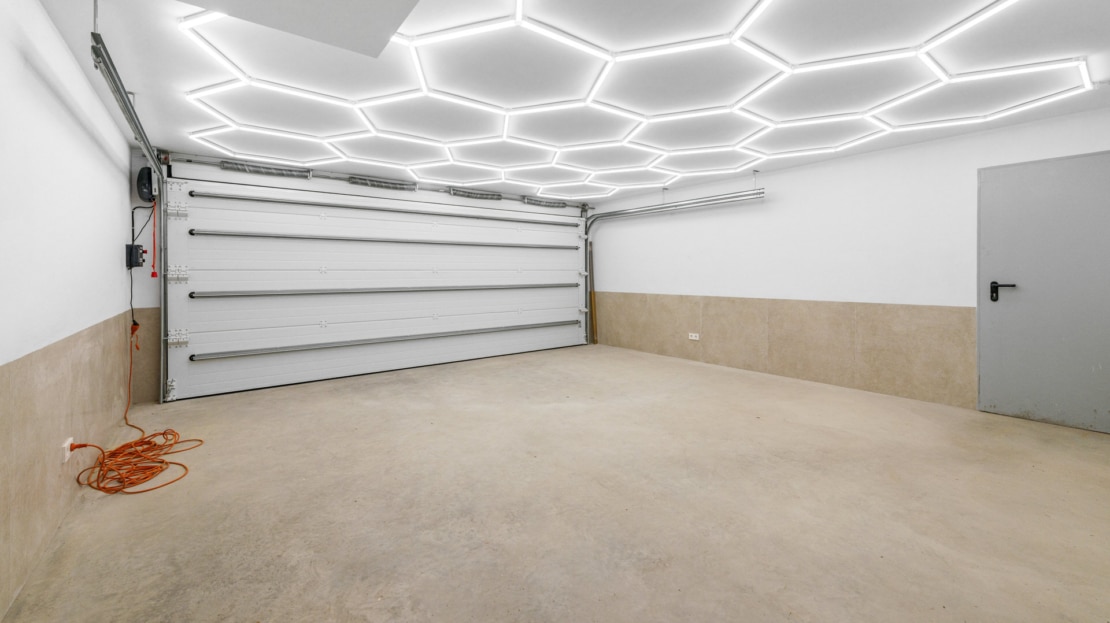 V-4135 NEUBAU! Ruhig gelegene Traum-Villa in Nova Santa Ponça mit Pool, Garten und Privatsphäre 29