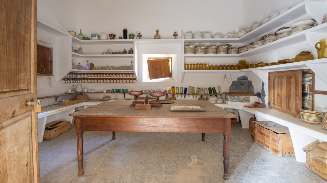 F-4112 INVESTITION! Landgut in Establiments aus dem 17. JHD. mit herrlichem Weitblick, nah zu Palma