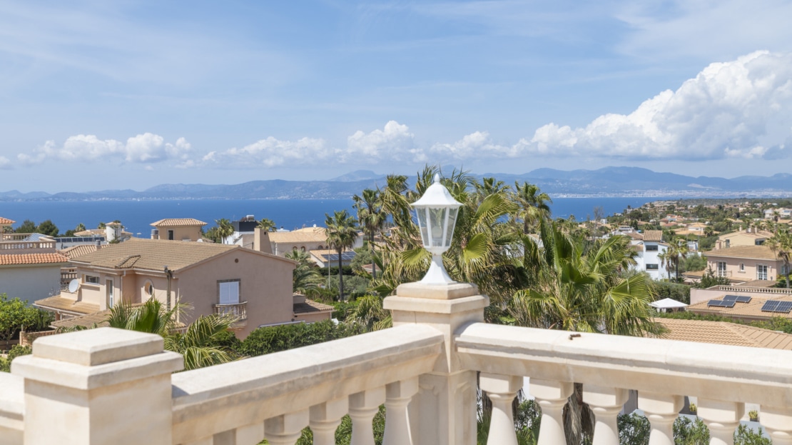 5059 Außergewöhnliche Villa in Badia Blava mit großer Pool Terrasse und eleganter Ausstattung 4