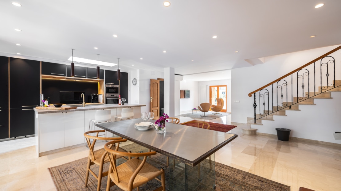 5051 Edle Duplex Dachgeschosswohnung in Bonanova mit Fern-Meerblick