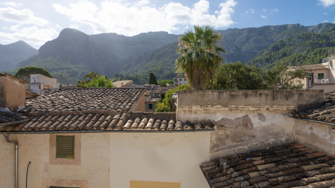 IP-4747 INVESTMENT! Historisches Herrenhaus im Zentrum von Soller mit viel Geschichte und Potenzial 11