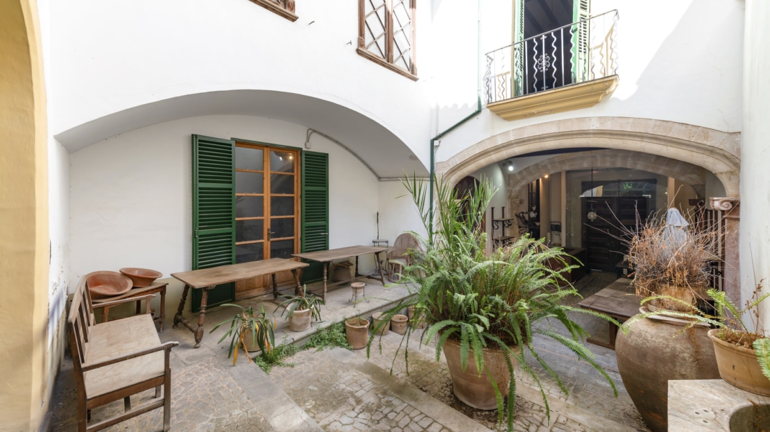 IP-4747 INVESTMENT! Historisches Herrenhaus im Zentrum von Soller mit viel Geschichte und Potenzial 7