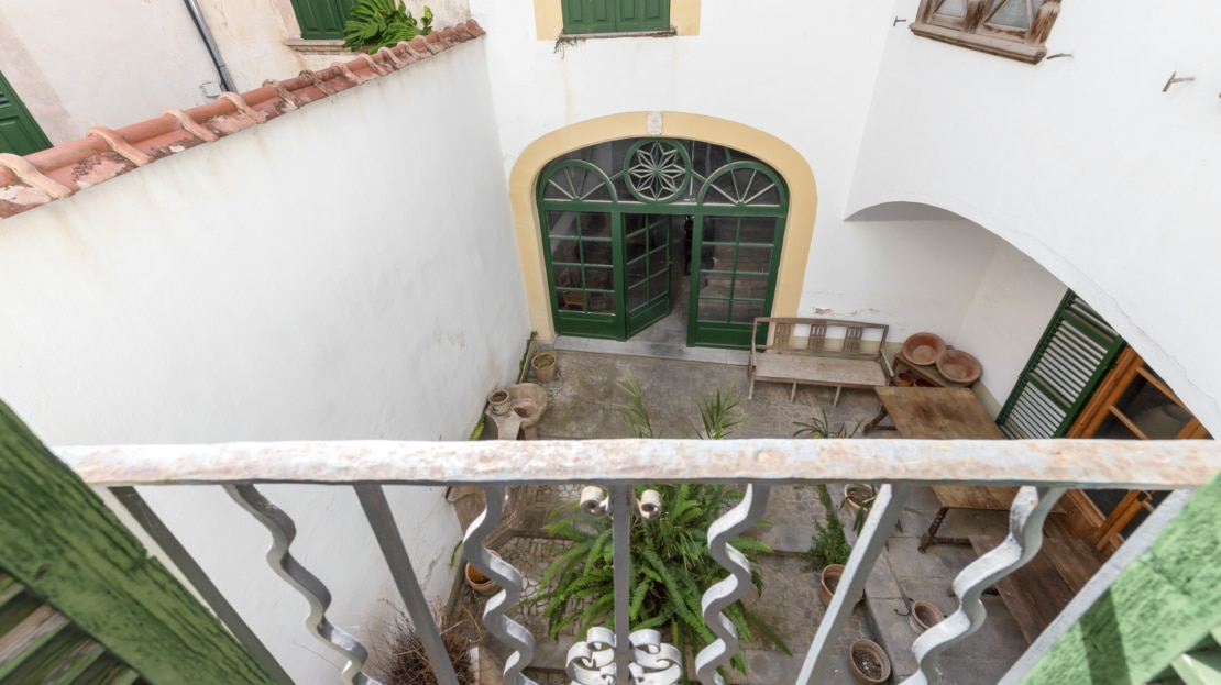 IP-4747 INVESTMENT! Historisches Herrenhaus im Zentrum von Soller mit viel Geschichte und Potenzial 16