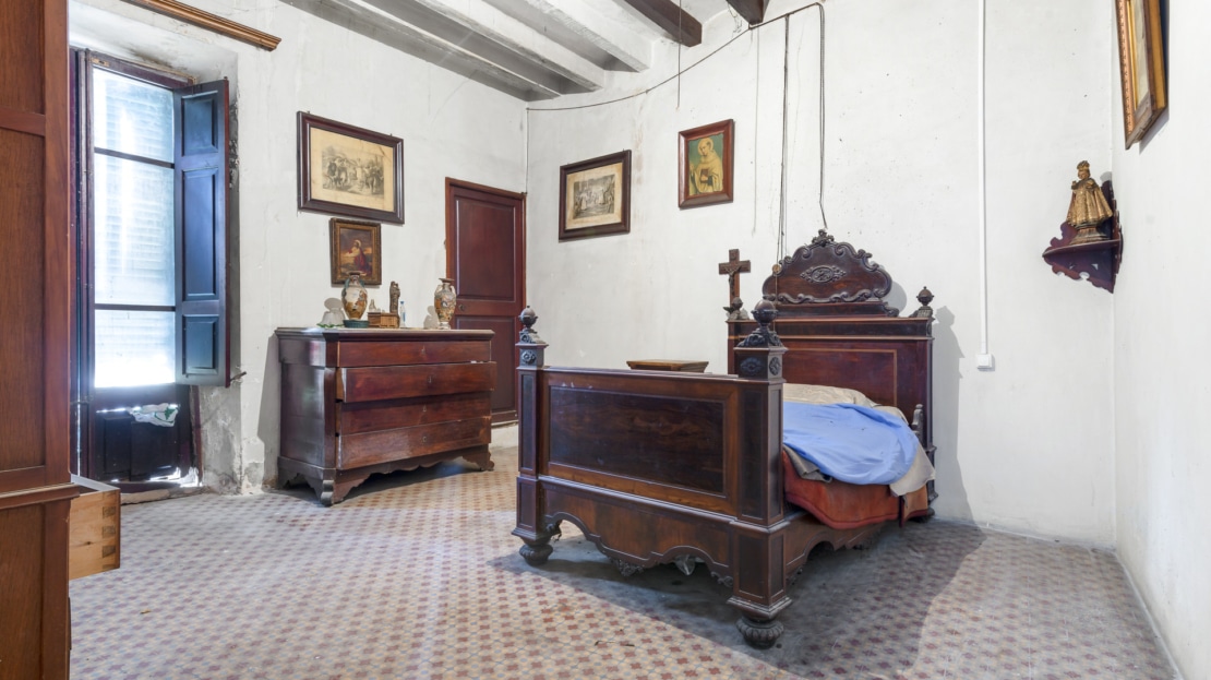 IP-4747 INVESTMENT! Historisches Herrenhaus im Zentrum von Soller mit viel Geschichte und Potenzial 14