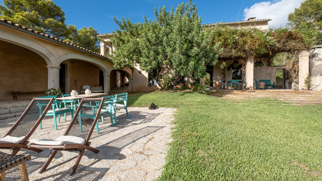 F-4366-98 Charmante Finca in Andratx mit Pool, viel Privatsphäre und Fern-Meerblick