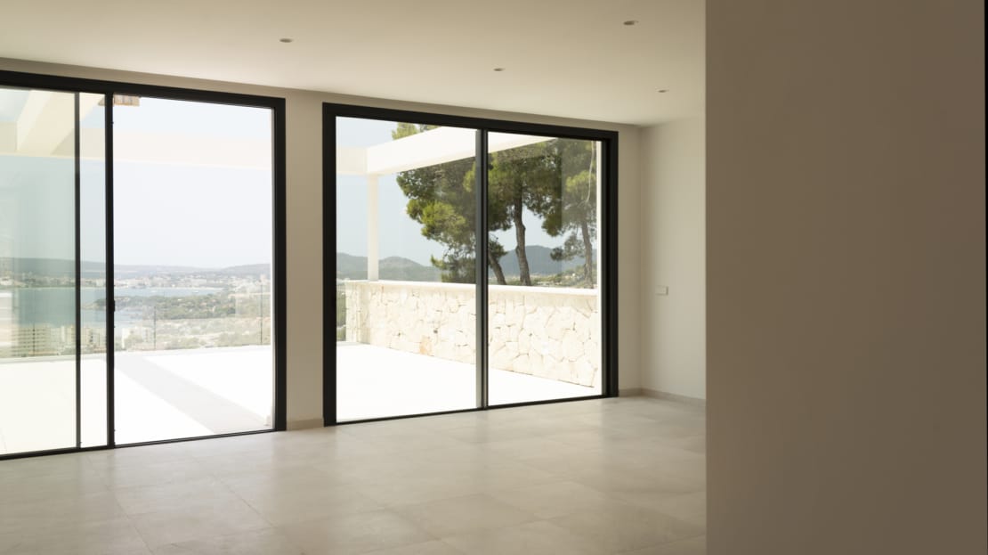 V-4697 ERSTBEZUG! Beeindruckende Neubau Villa in Portals Nous mit herrlichem Meerblick