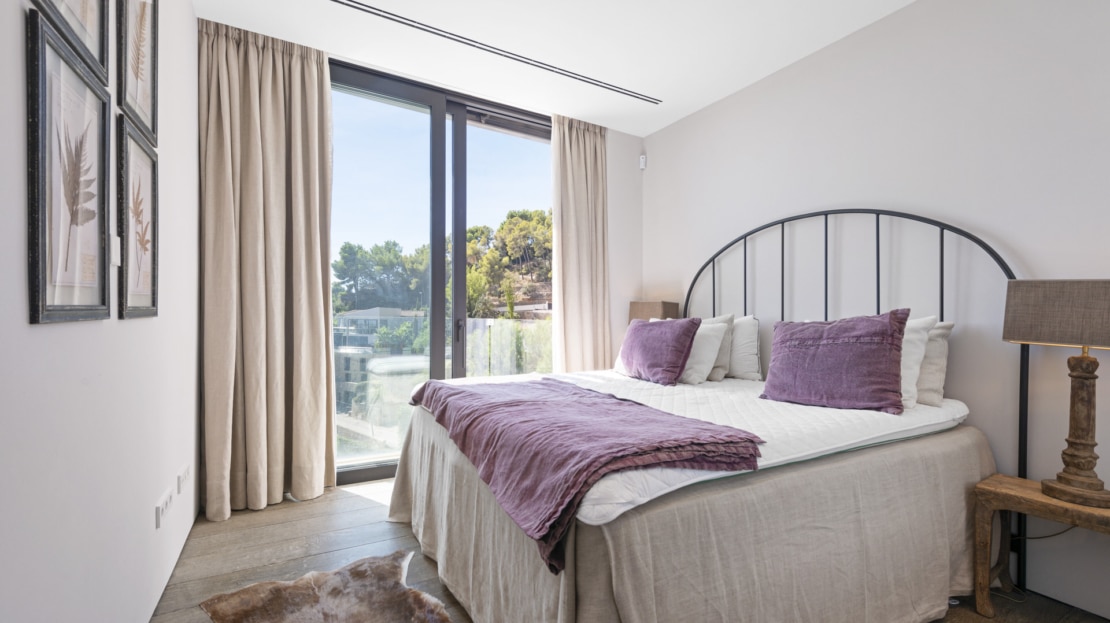 V-4556 Villa in Génova mit in modernem Design & herrlichem Blick auf die Bucht von Palma 19