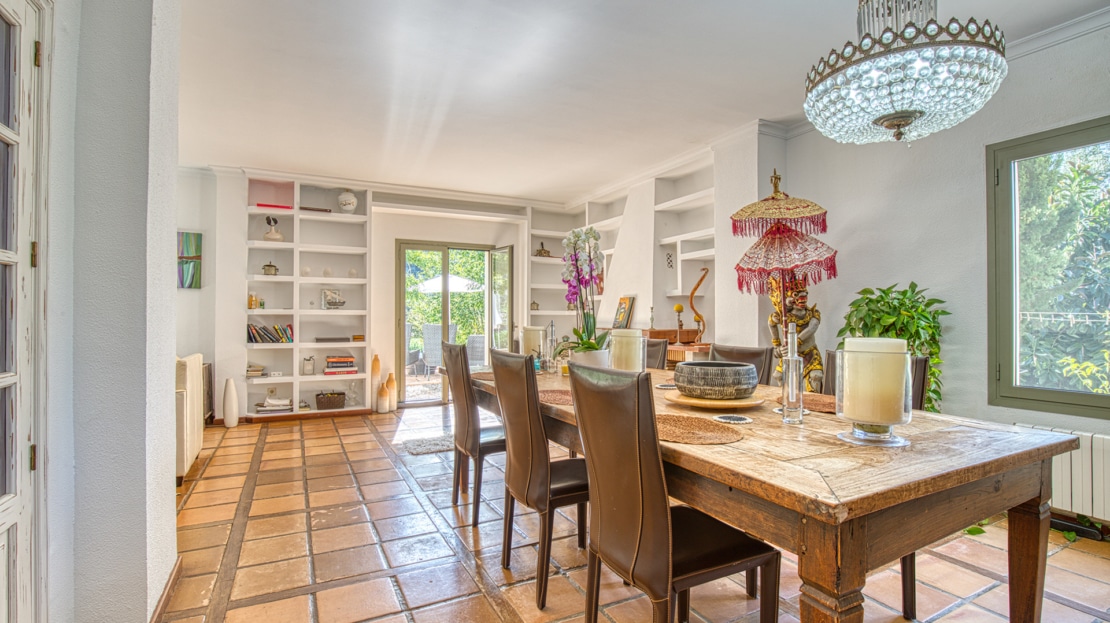 4938 Country house on large plot near Esporles with pool and stunning mountain v