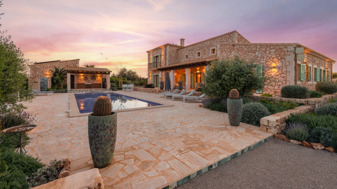 5080 Imposante Luxus Finca in Porreres mit Olivenbaum-Plantage, Weinberg und absoluter Privatsphäre 26