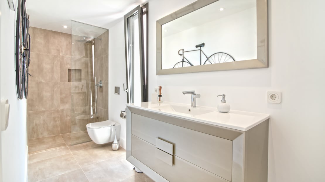 V-4335 Luxuriöse Designervilla mit atemberaubendem Panoramablick auf die Sierra de Tramuntana in Es Capdellà