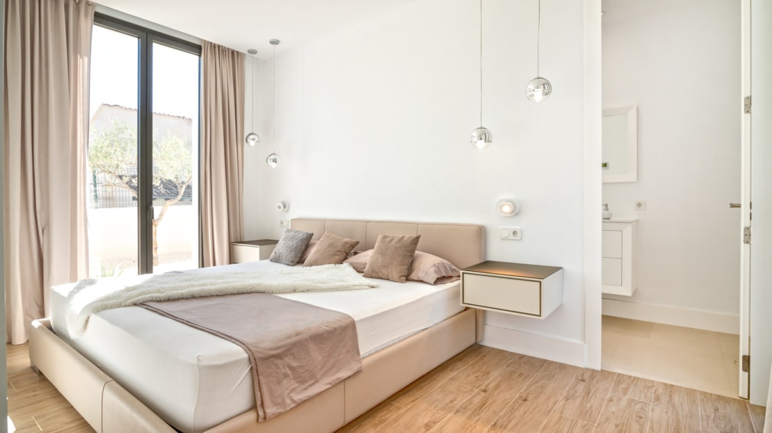 V-4335 Luxuriöse Designervilla mit atemberaubendem Panoramablick auf die Sierra de Tramuntana in Es Capdellà