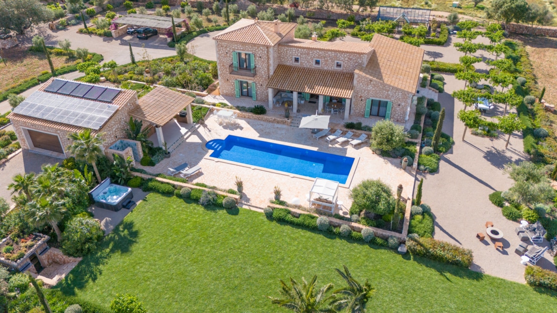 5080 Imposante Luxus Finca in Porreres mit Olivenbaum-Plantage, Weinberg und absoluter Privatsphäre 10