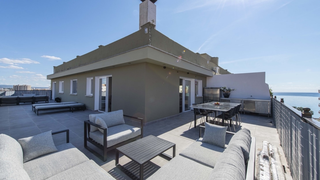 P-4445 Großräumiges Penthouse mit weitläufiger Terrasse und herrlichem Meerblick, nah zur Altstadt von Palma