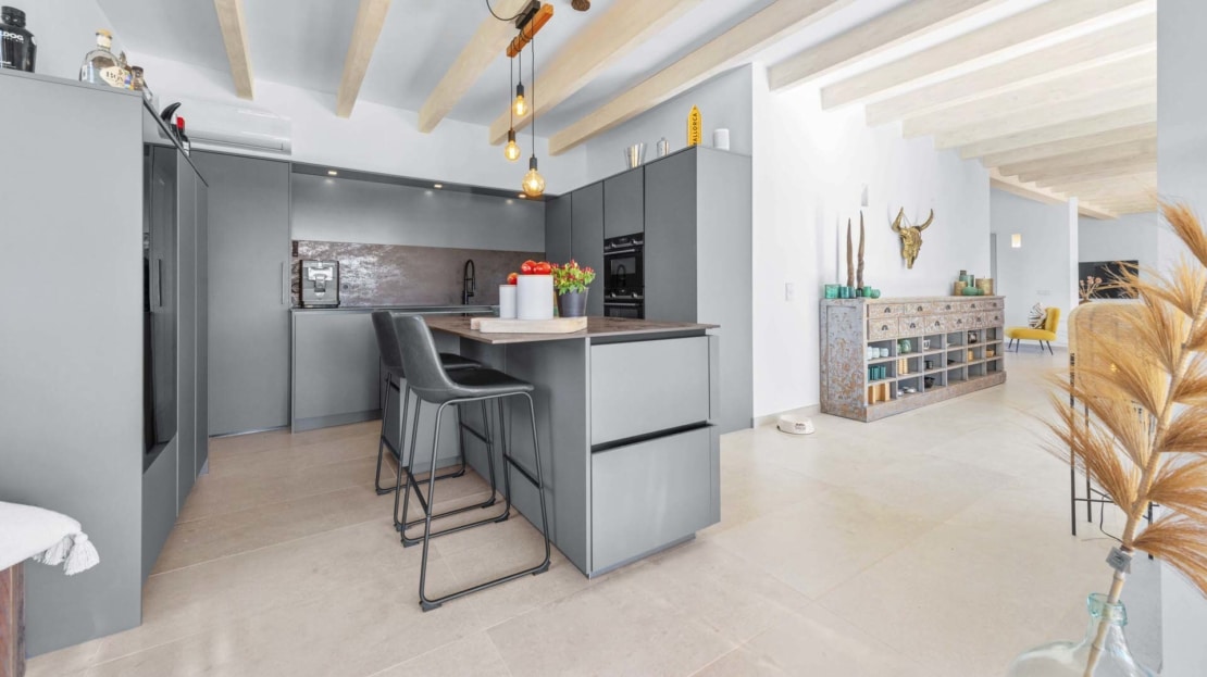 F-4860 Fantastic natural stone finca in Ses Salines with absolute privacy, large pool and panoramic views13