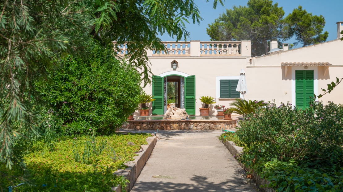 F-3073 Grosszügige Finca-Anwesen in Llucmajor auch für Pferdeliebhaber