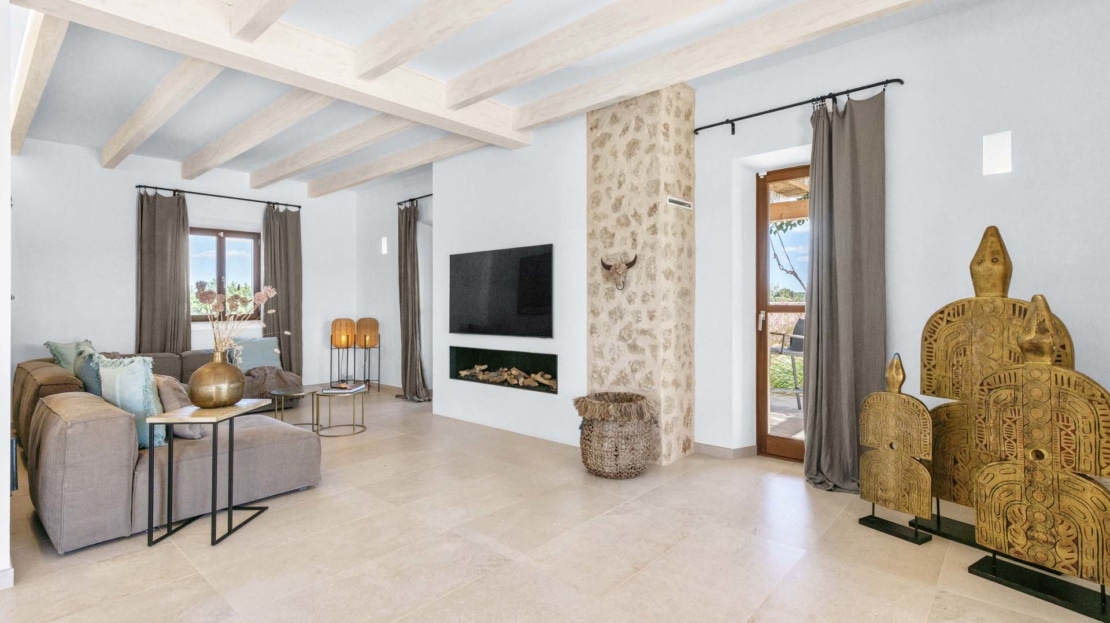 F-4860 Fantastic natural stone finca in Ses Salines with absolute privacy, large pool and panoramic views15