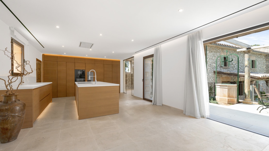 V-4676 ERSTBEZUG!!! Einzigartige moderne Villa im Finca Stil mit Pool und viel Privatsphäre in Es Capdella