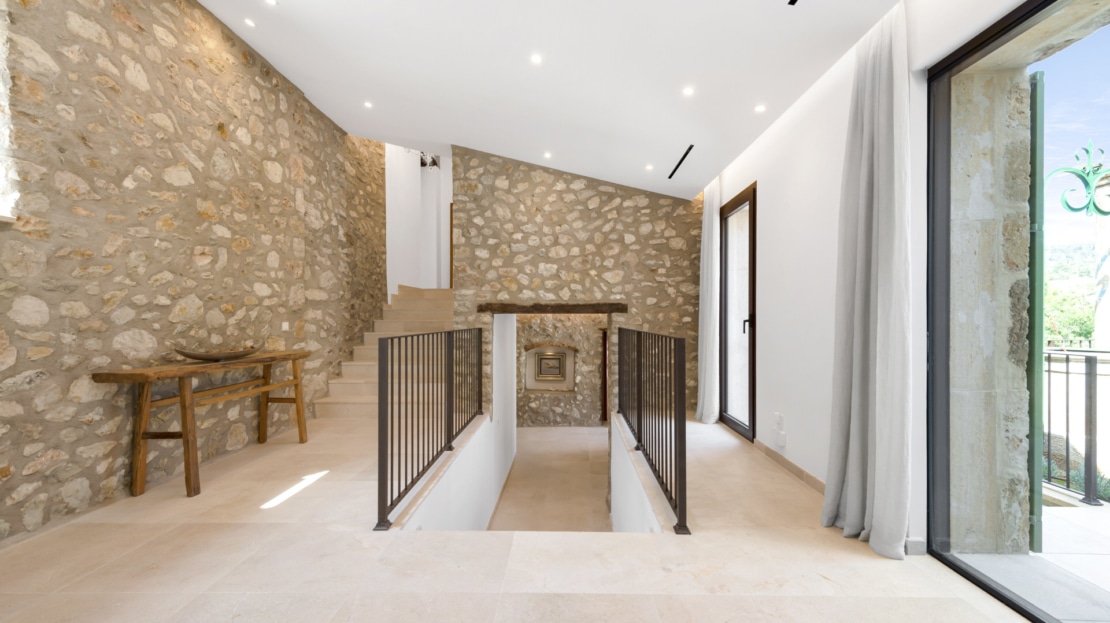 V-4676 ERSTBEZUG!!! Einzigartige moderne Villa im Finca Stil mit Pool und viel Privatsphäre in Es Capdella