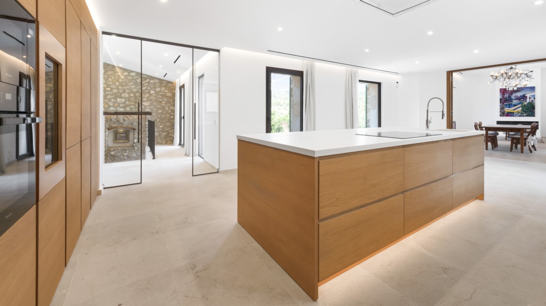 V-4676 ERSTBEZUG!!! Einzigartige moderne Villa im Finca Stil mit Pool und viel Privatsphäre in Es Capdella