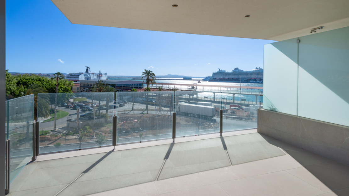A-2148_9 Fantastische Neubau Wohnung in Palma mit Meer- und Hafenblick 2