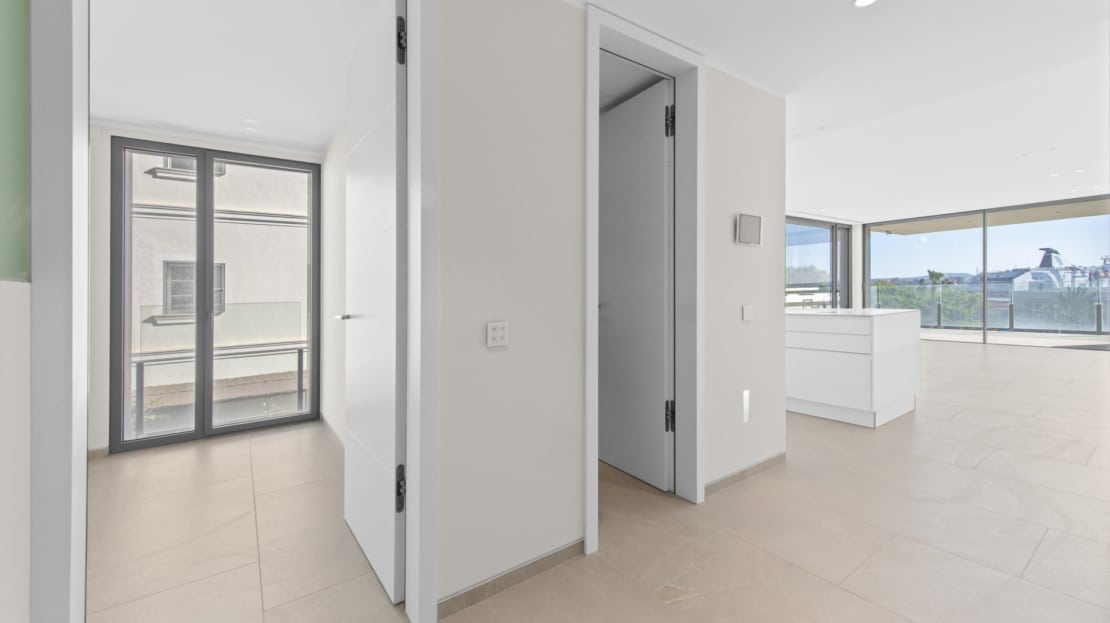 A-2148_9 Fantastische Neubau Wohnung in Palma mit Meer- und Hafenblick 18