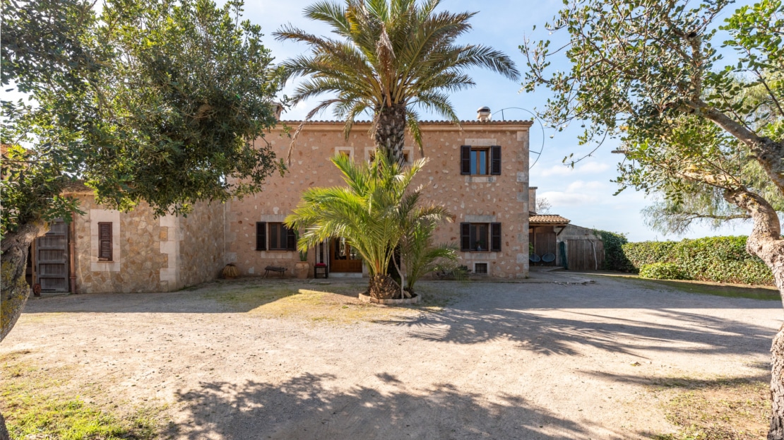 5208 Naturstein-Finca in Campos mit Weingut und einzigartigem Charme