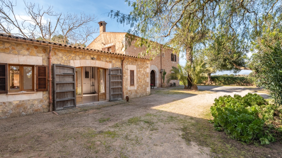 5208 Naturstein-Finca in Campos mit Weingut und einzigartigem Charme