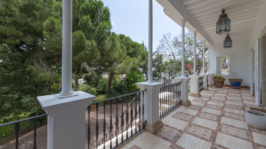 D-1988-110 Elegante Villa in El Terreno mit parkähnlichem Garten, Pool und herrlichem Blick auf den Hafen