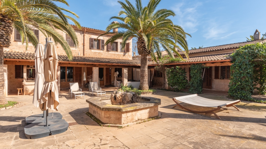 5208 Naturstein-Finca in Campos mit Weingut und einzigartigem Charme