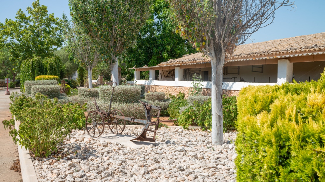 F-3073 Grosszügige Finca-Anwesen in Llucmajor auch für Pferdeliebhaber