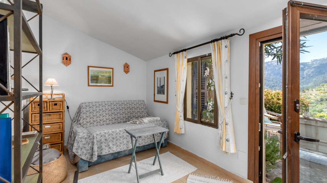 5206 Entzückendes Dorfhaus in Bunyola mit Gästebereich und herrlichem Bergblick 58
