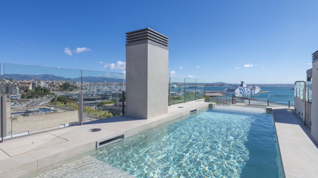 P-2148_15 Spektakuläres Duplex-Penthouse am Paseo Maritimo mit fantastischem Meerblick 26