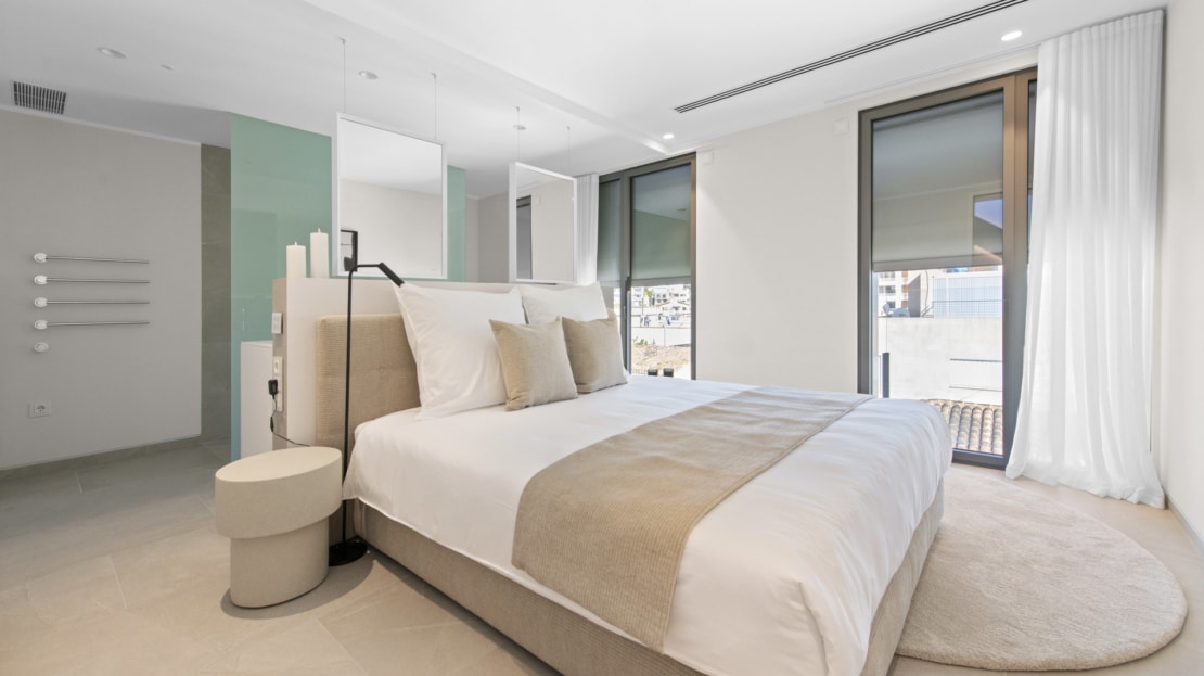 P-2148_15 Spektakuläres Duplex-Penthouse am Paseo Maritimo mit fantastischem Meerblick 24